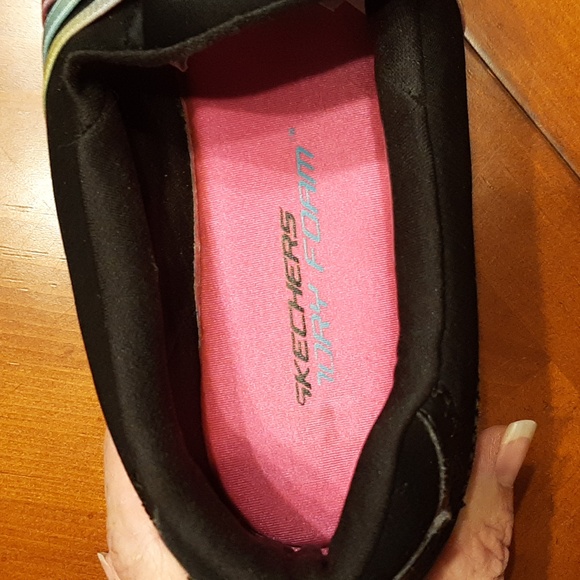 Skechers Lite-Weight Black Slip On Sneakers - Picture 5 of 10